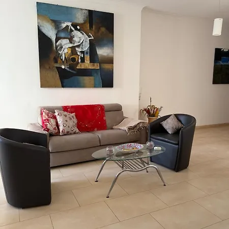 Daire Sunny Penthouse Close To Bugibba Square St. Paul's Bay