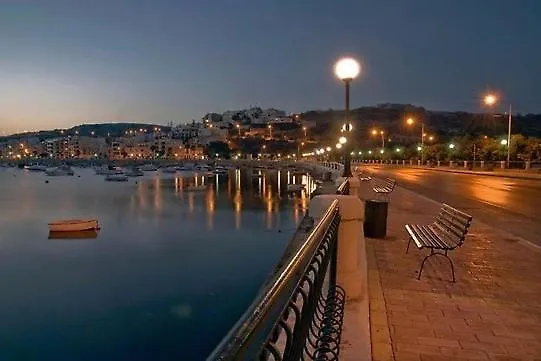 Apartment Sunny Penthouse Close To Bugibba Square *