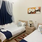 Sunny Penthouse Close To Bugibba Square דירה