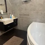 דירה Sunny Penthouse Close To Bugibba Square סיינט פול ביי