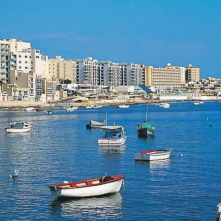 Appartement Sunny Penthouse Close To Bugibba Square St. Paul's Bay