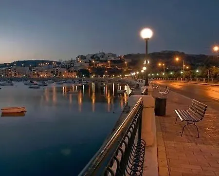 Appartement Sunny Penthouse Close To Bugibba Square *