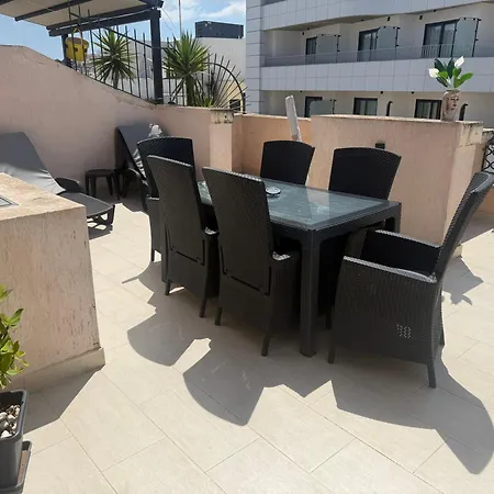 Lejlighed Sunny Penthouse Close To Bugibba Square *