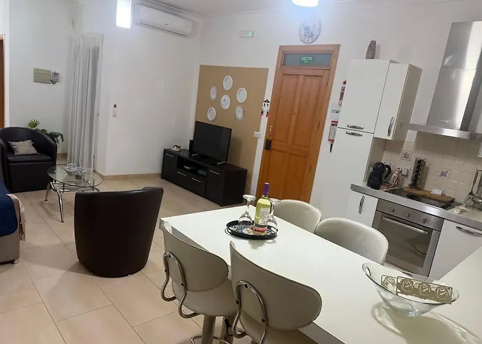Sunny Penthouse Close To Bugibba Square 公寓