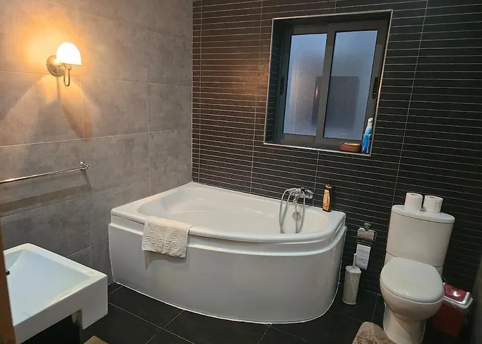 Sunny Penthouse Close To Bugibba Square * 圣保罗湾城