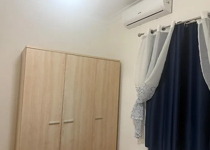 Sunny Penthouse Close To Bugibba Square * 圣保罗湾城